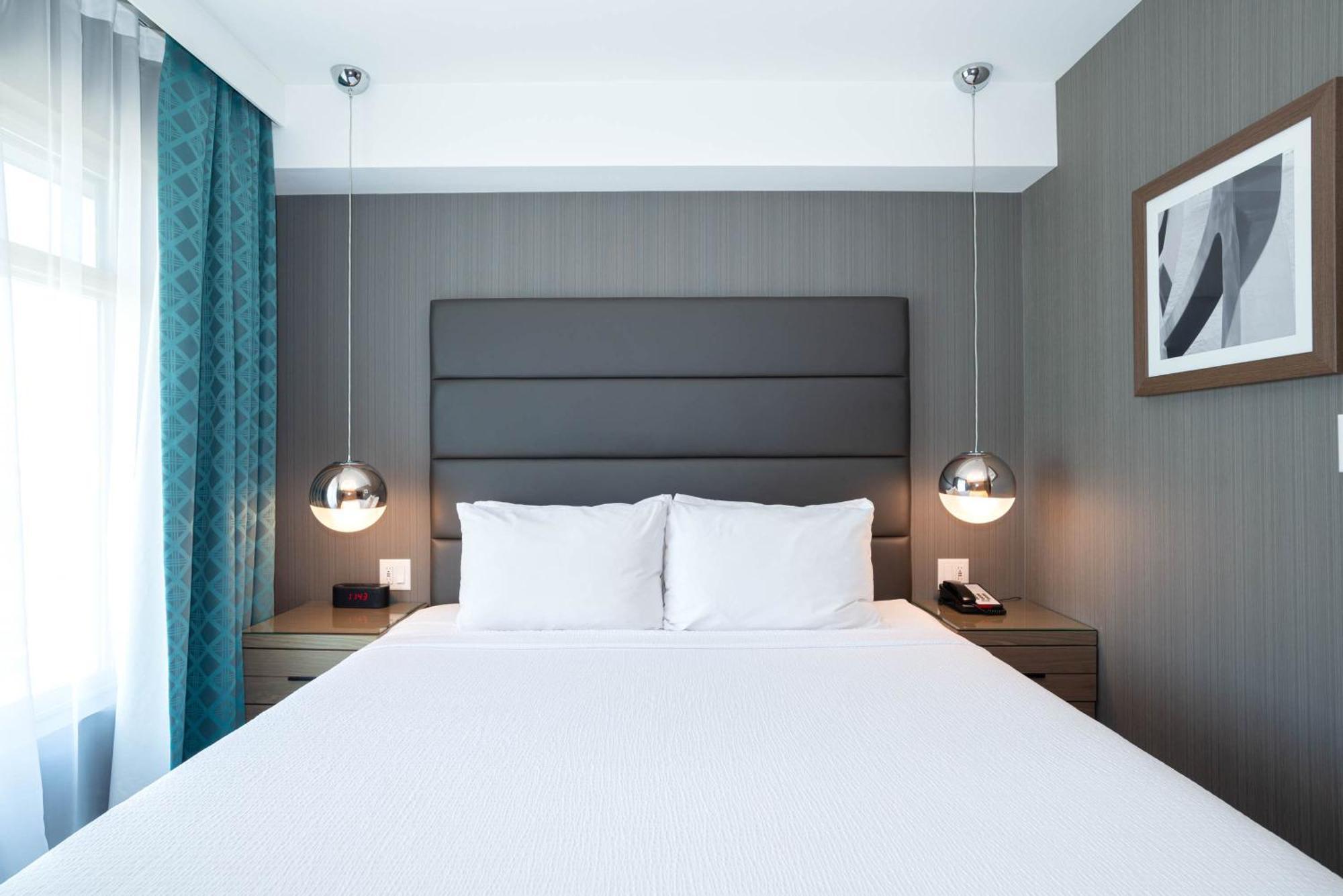 Sandman Signature Calgary Airport Hotel المظهر الخارجي الصورة
