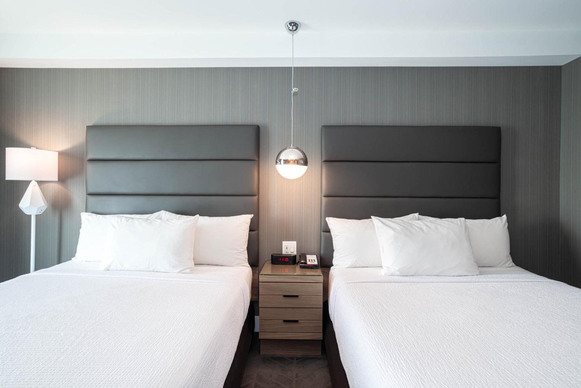 Sandman Signature Calgary Airport Hotel المظهر الخارجي الصورة