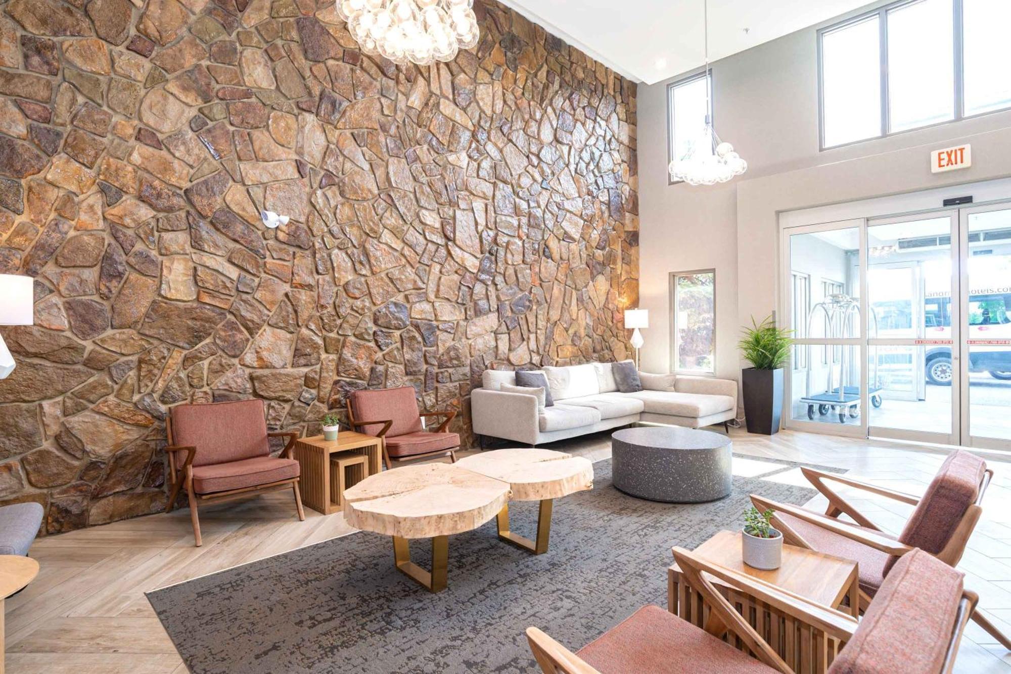 Sandman Signature Calgary Airport Hotel المظهر الخارجي الصورة
